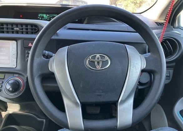 A picture of 2014 Toyota Aqua