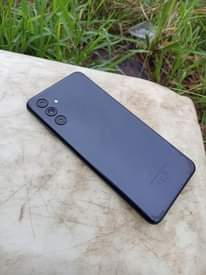 A picture of Samsung a04s