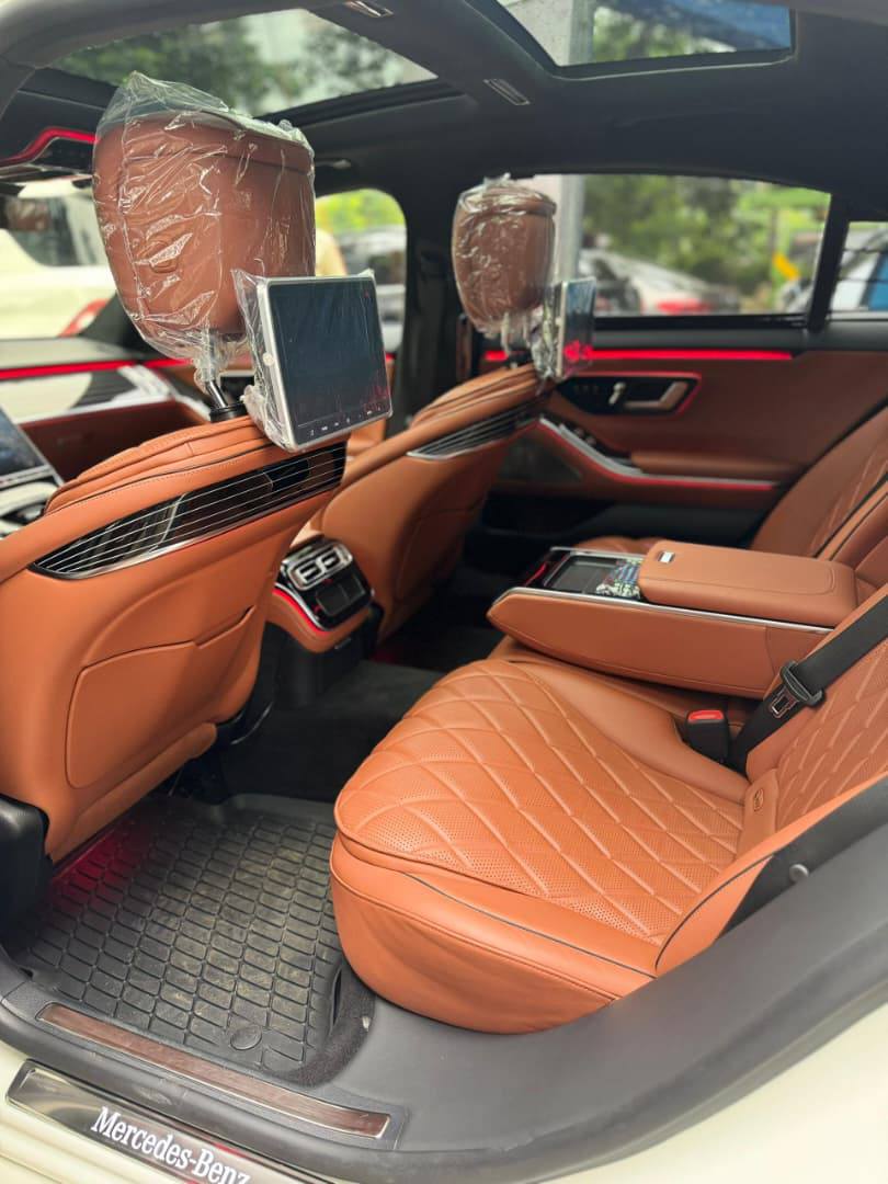 A picture of 2023 MERCEDES BENZ S580 AVAILABLE 290M TO OWNER ABUJA DEAL