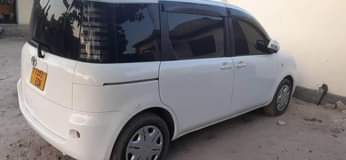 A picture of TOYOTA SIENTA
