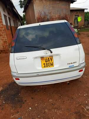 A picture of 1998 Toyota Old model
