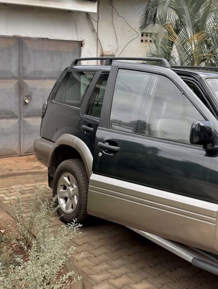 A picture of Nissan Terrano