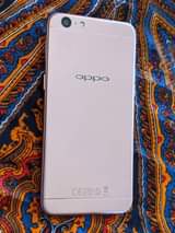 A picture of Oppo A57 2017 