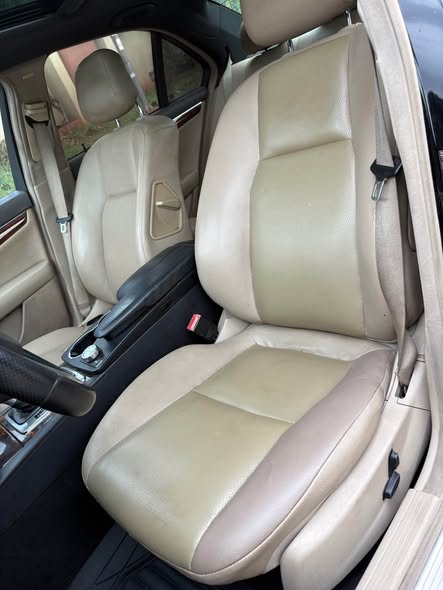 A picture of 2013 Mercedes Benz C 300