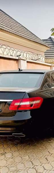 A picture of Sharp 2010 E350 with untempered engine and gear transmission everything