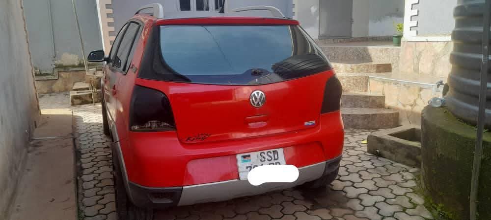 A picture of GOLF POLO