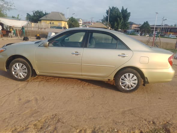 A picture of Toyota camry