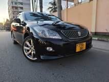 A picture of Toyota crown milion 18 call 0764016010 or 0716701715