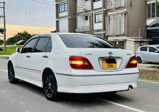 A picture of  TOYOTA_BREVIS_0620356906