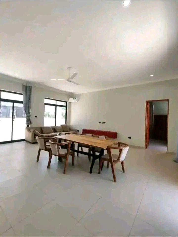A picture of House for sale in jambian