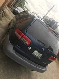 A picture of Very clean toyota sienna 2001 everything working nothing to fix