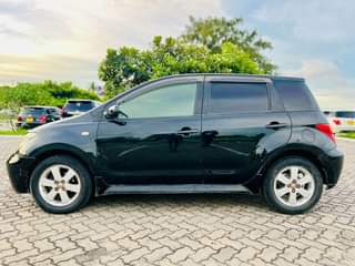 A picture of Toyota Ist