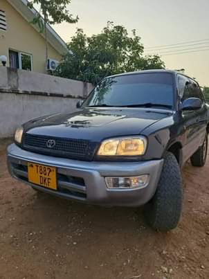 A picture of TOYOTA RAV4 INAUZWA 6.4M 0743173980