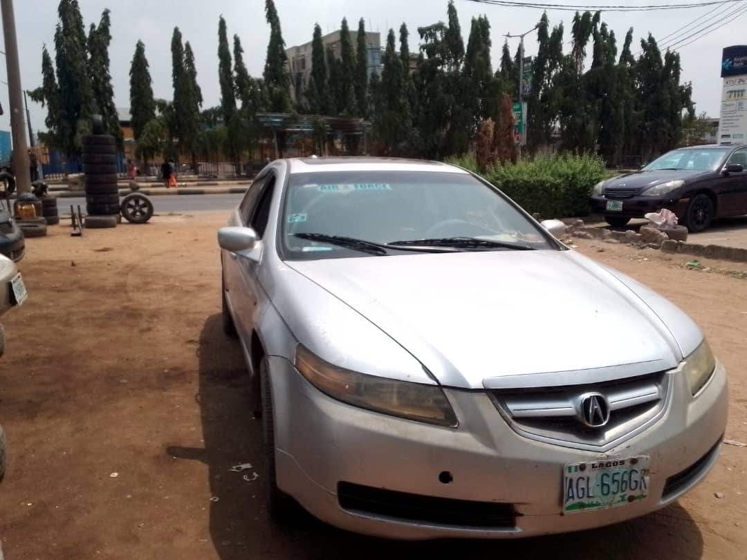 A picture of Super Clean and Sharp Acura TL 2006