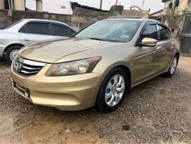A picture of Honda Accord registered 09