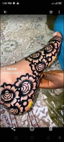 A picture of Henna stickers