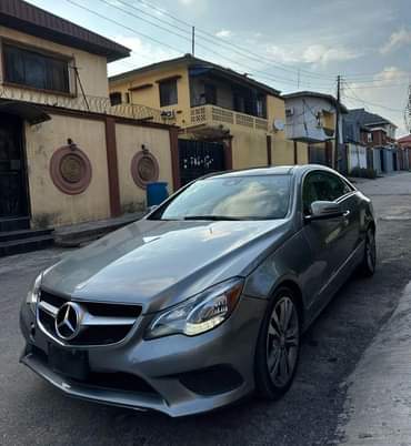 A picture of Good deal Super Clean Bought Brand new 2014 Mercedes Benz