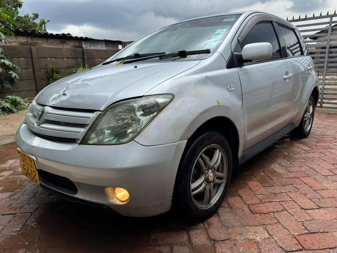 used toyota ist