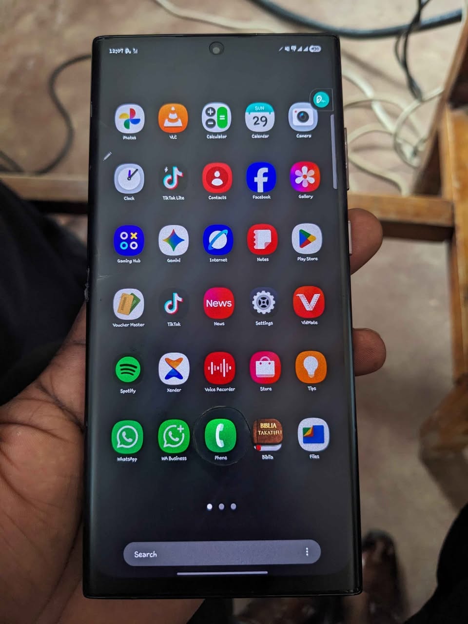 A picture of SAMSUNG S22 ULTRA