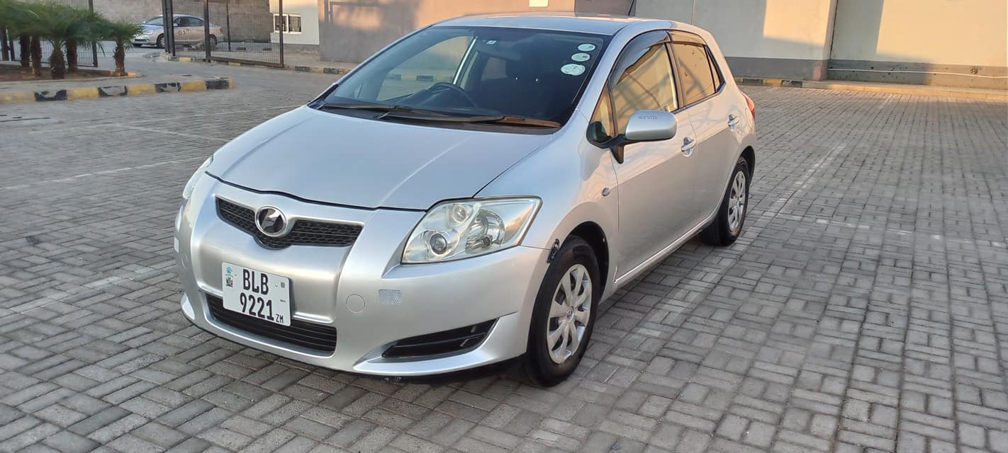 toyota auris