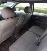 A picture of DANNY YUNG SMART AUTOS FIRST BODY Ford free star 07