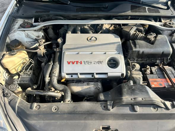 A picture of Clean Lexus ES300 2003
