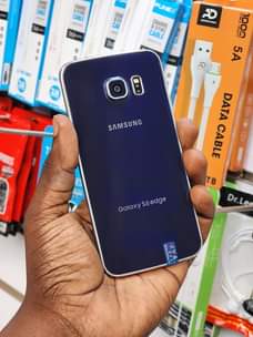 A picture of S6 edge 195k 32GB 4G 0758206953