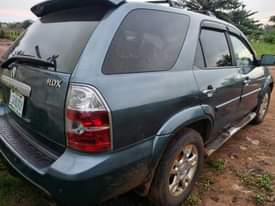 A picture of 2005 Acura MDX