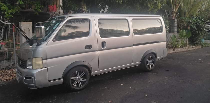 used nissan caravan