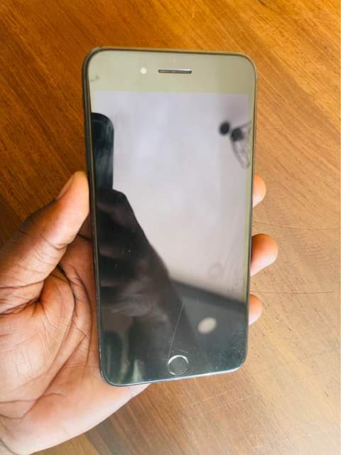 A picture of iPhone 7 Used Storage 128GB Price 150 000 Duka lipo