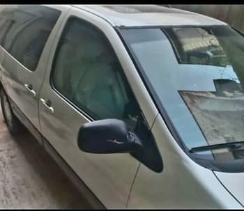 A picture of First body sienna 2002
