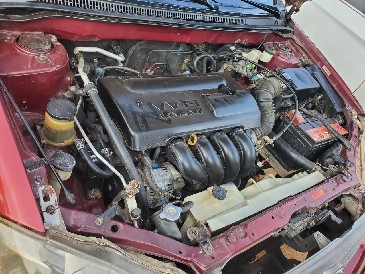 A picture of TOYOTA COROLLA 2004