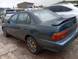 A picture of 1999 Toyota Corolla