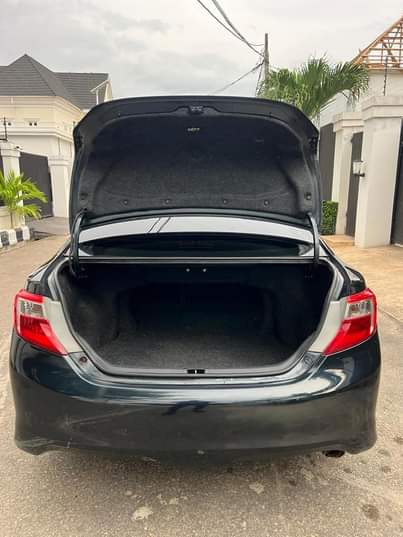 A picture of Toyota Camry Sport 4plugs 2013