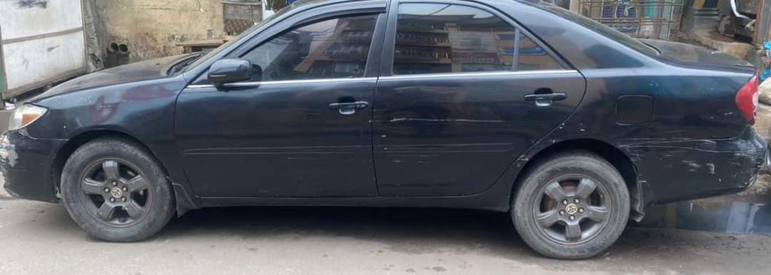 A picture of BUY REPACKAGE 03 TOYOTA CAMRY 4 Plugs GOOD ENGINE GEARBOX