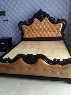 A picture of Queen size beds