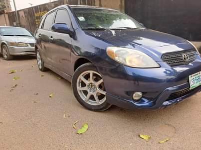 A picture of Toyota matrix 2005