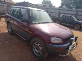 A picture of Rav 4 on Quick sale