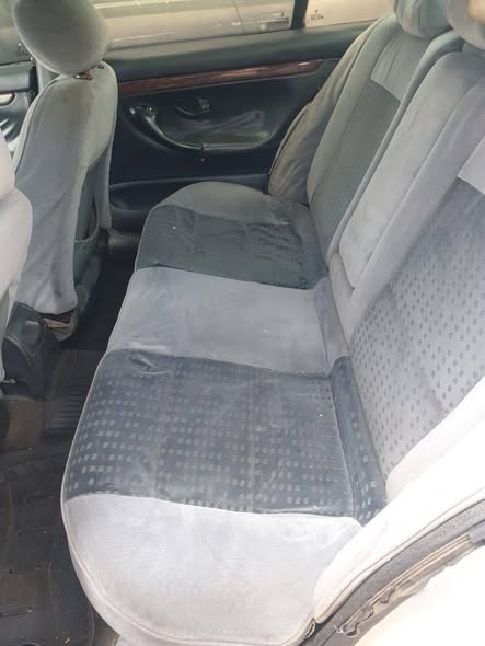 A picture of Peugeot 406 Salon
