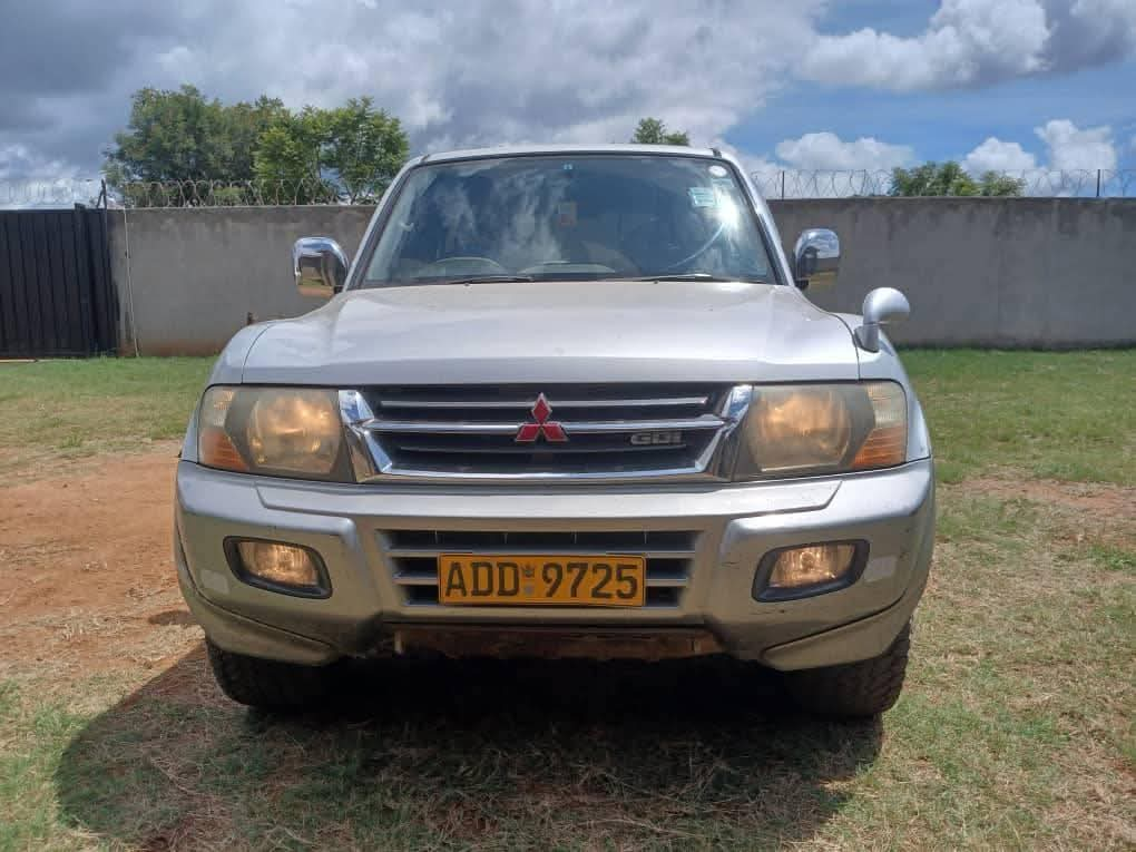 used mitsubishi pajero