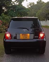 A picture of TOYOTA IST