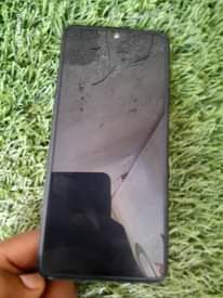 A picture of SAMSUNGS A51 INAUZWA 400K