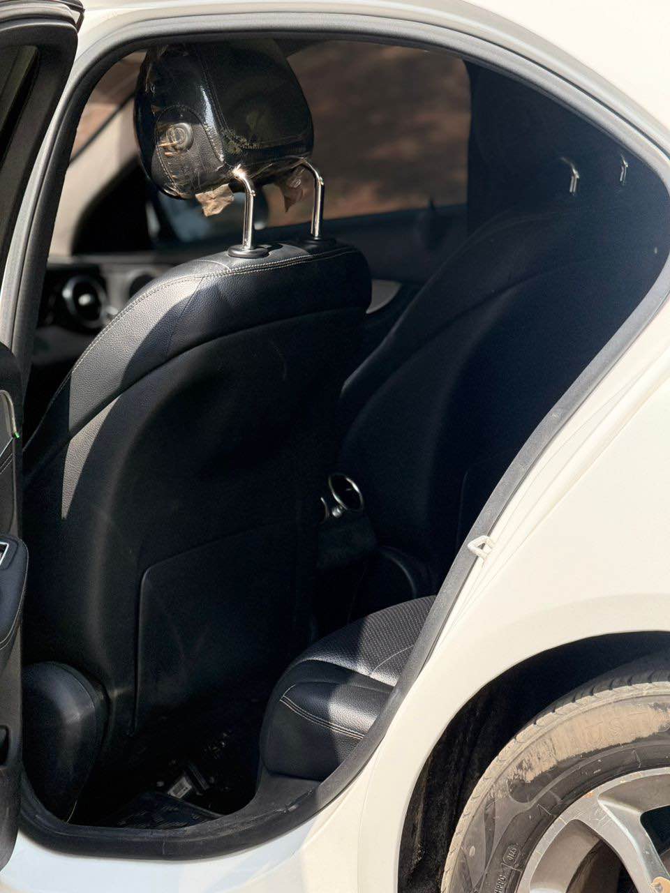 A picture of DISTRESS SALES 2016 MERCEDES BENZ C300 WITH PROPER DOCUMENTATION PRICE