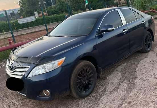 A picture of Super clean Toyota Camry 2009 model Full Option Andriod screen
