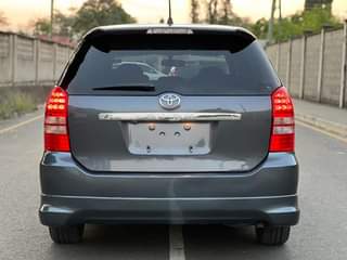 A picture of Toyota wish DMV Cc1790 Year 2005 Sports rims New tyres