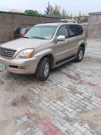 A picture of 2005 Gx470