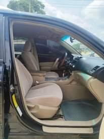 A picture of Toyota highlander