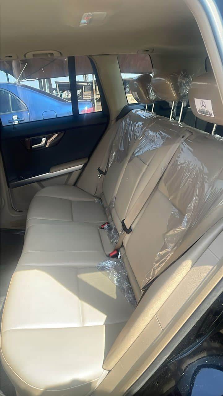 A picture of Distress Distress January 2025 Entry Mercedes GLK250 2011 Series