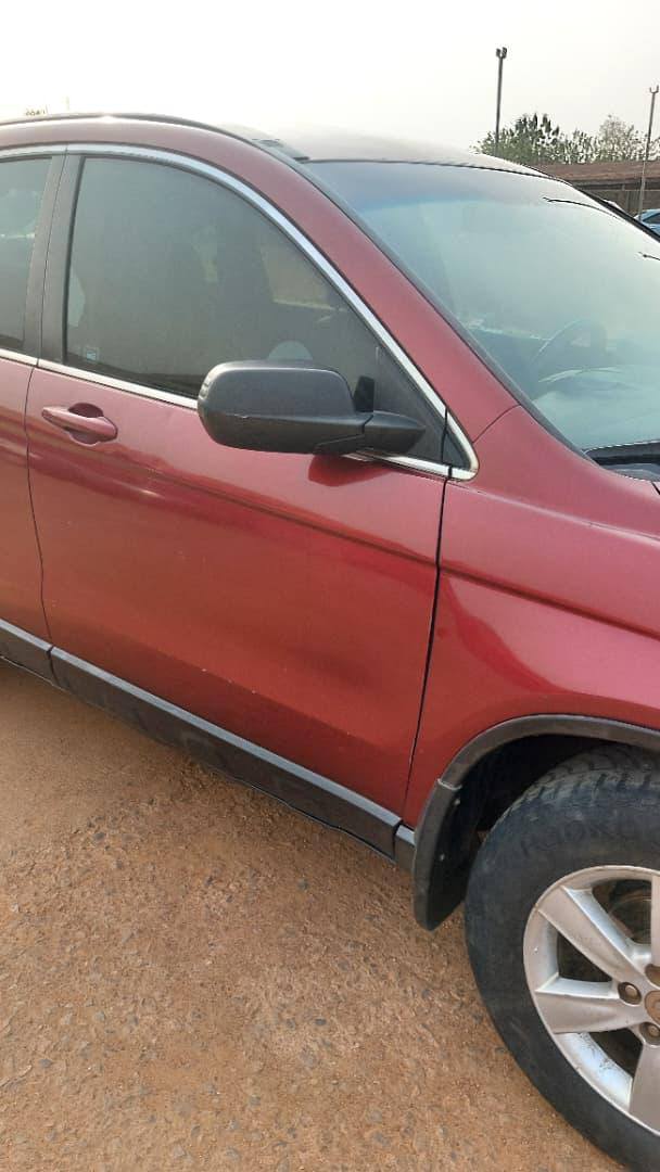 A picture of Honda CRV 2008 Toks standard