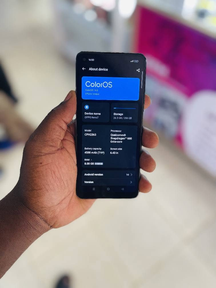A picture of Oppo Reno7 256gb 12gbram 4500mah battery at only 250k 0705338269
